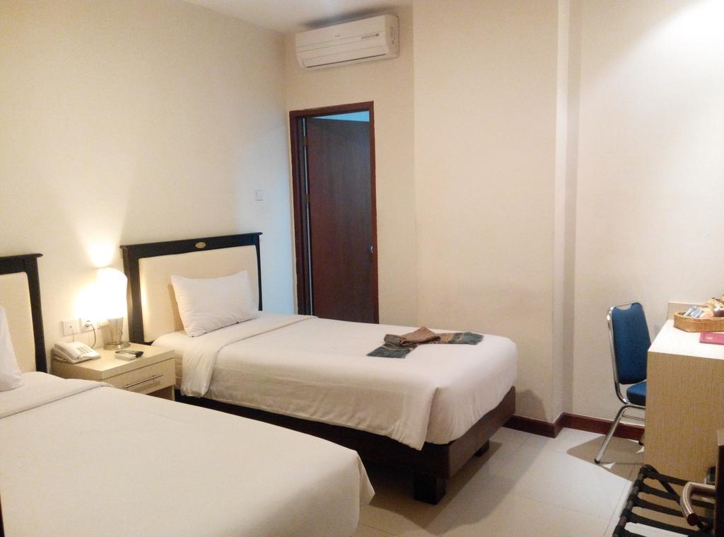 Ion Hotel Паданг Екстериор снимка
