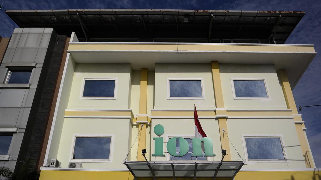 Ion Hotel Паданг Екстериор снимка
